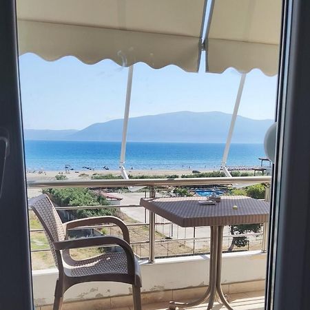 Apartment In The Village With A Sea View Wlora Zewnętrze zdjęcie