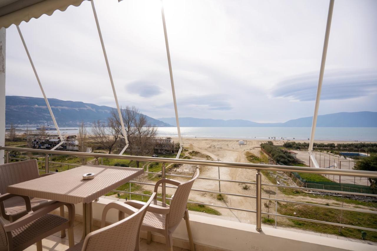 Apartment In The Village With A Sea View Wlora Zewnętrze zdjęcie