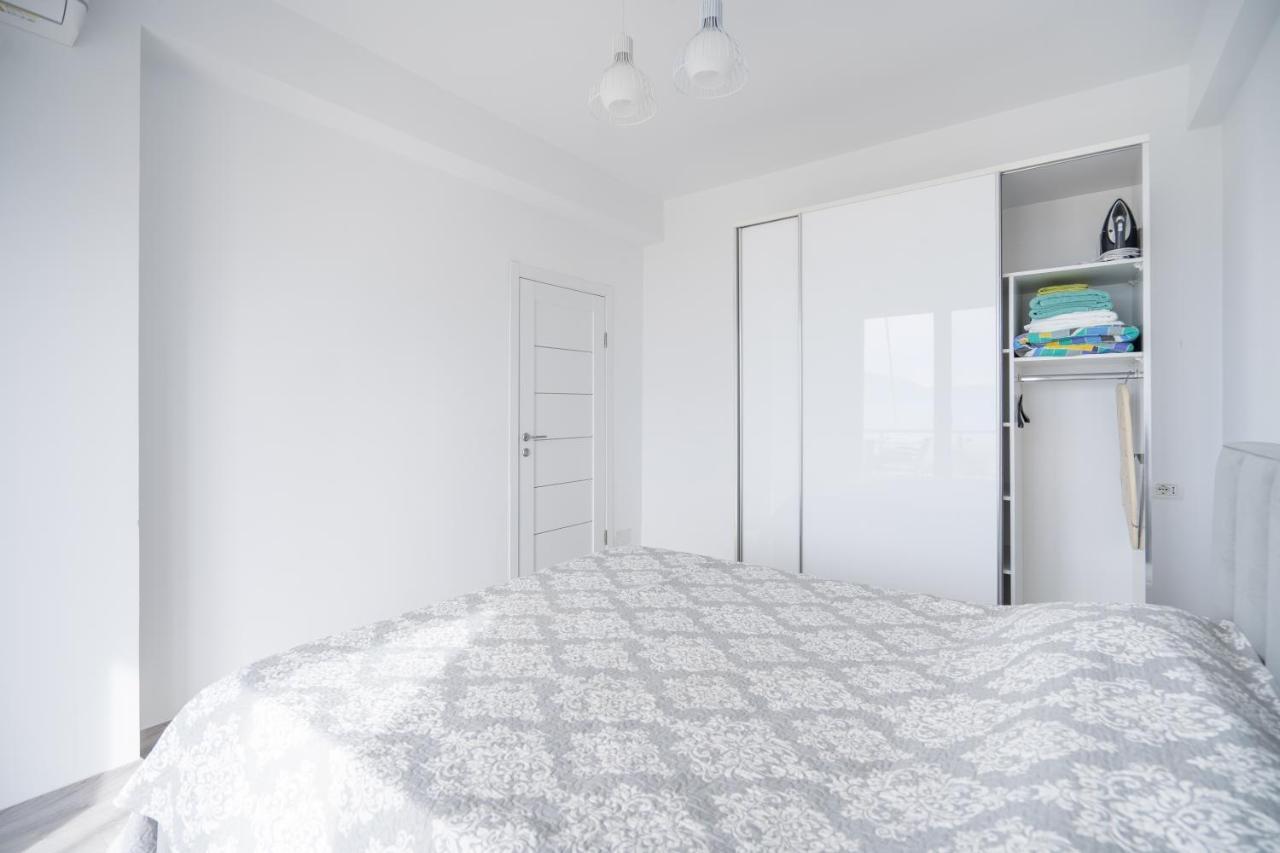 Apartment In The Village With A Sea View Wlora Zewnętrze zdjęcie