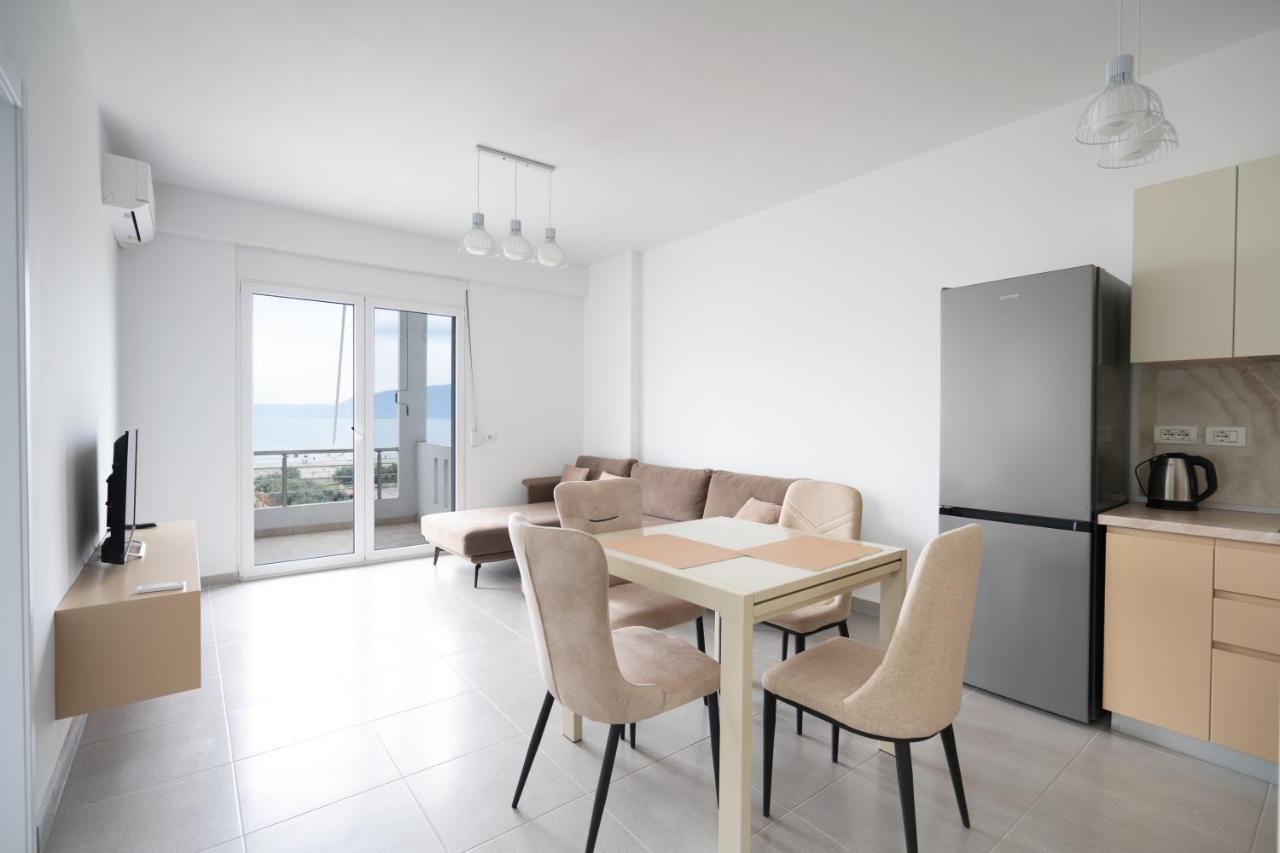 Apartment In The Village With A Sea View Wlora Zewnętrze zdjęcie